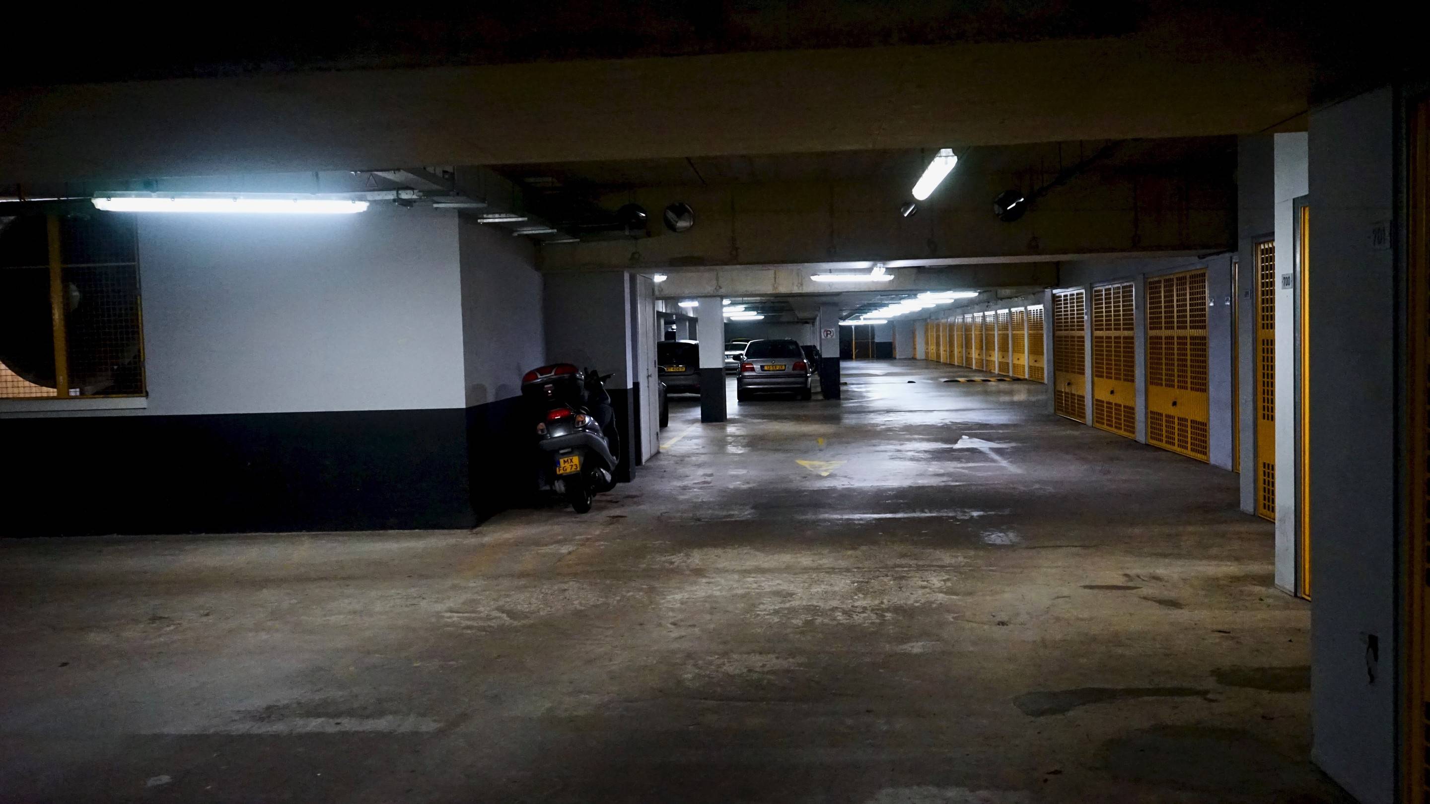 LED-verlichting en domotica in parkeergarages bij woongebouwen zorgen voor besparingen en gevoel van veiligheid